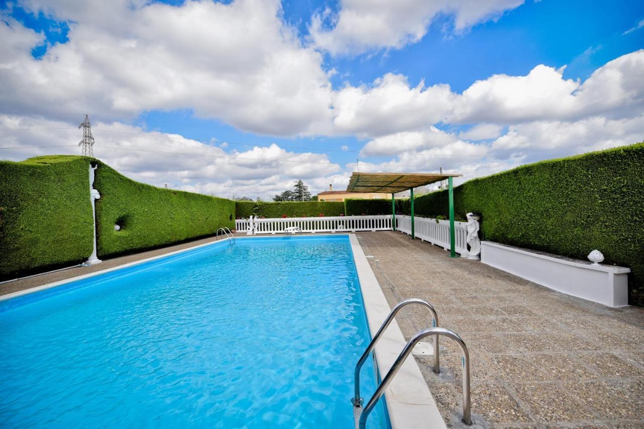 I Cinque Trulli With Swimming Pool Villa Martina Franca Kültér fotó