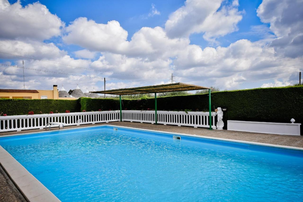 I Cinque Trulli With Swimming Pool Villa Martina Franca Kültér fotó