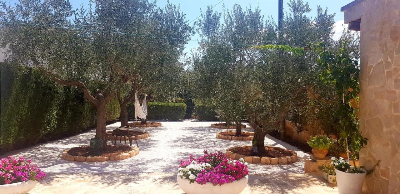 I Cinque Trulli With Swimming Pool Villa Martina Franca Kültér fotó